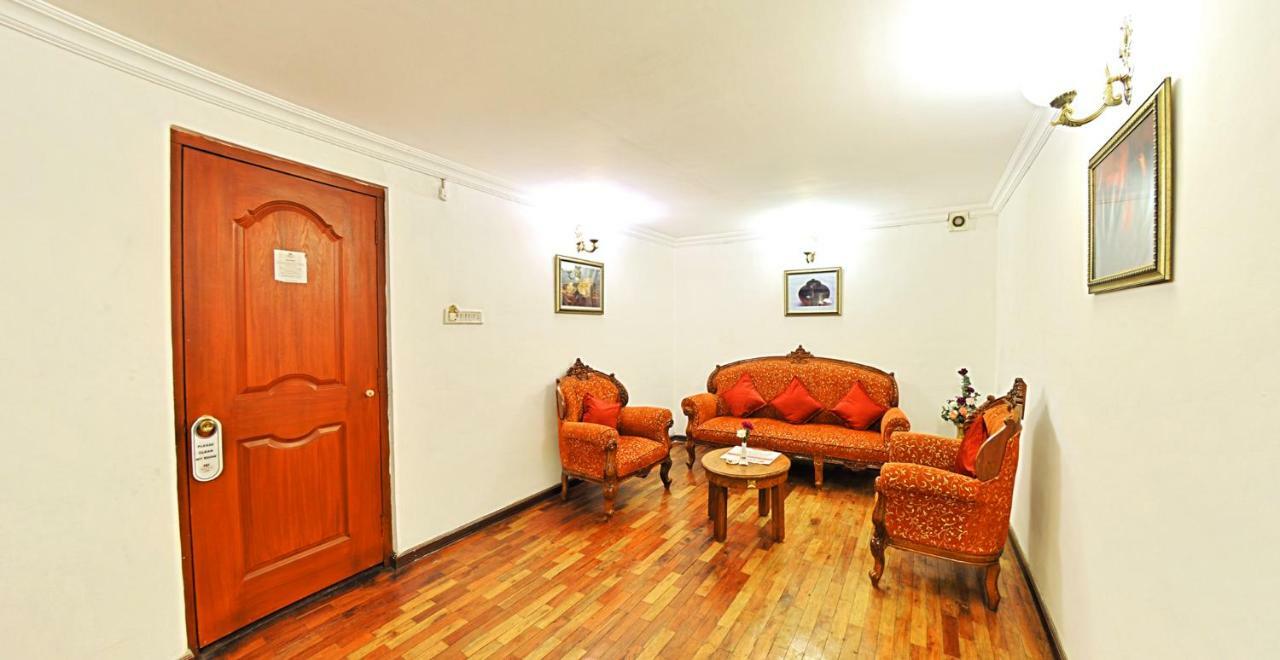 Hotel Welbeck Residency Уті Екстер'єр фото